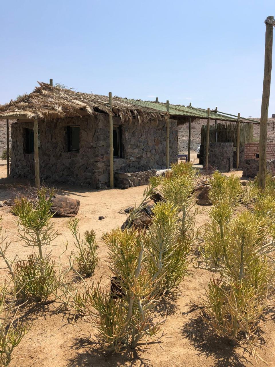 Daureb Isib Campsite And B&B Uis Exterior foto